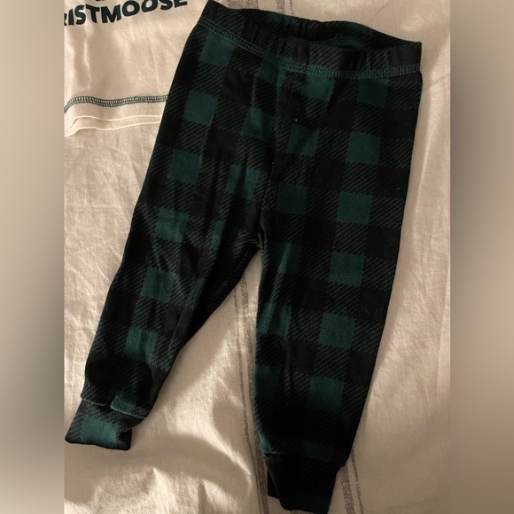 The Children’s Place | 2-piece Christmas PJ set | 3-6 mo - Picture 5 of 5